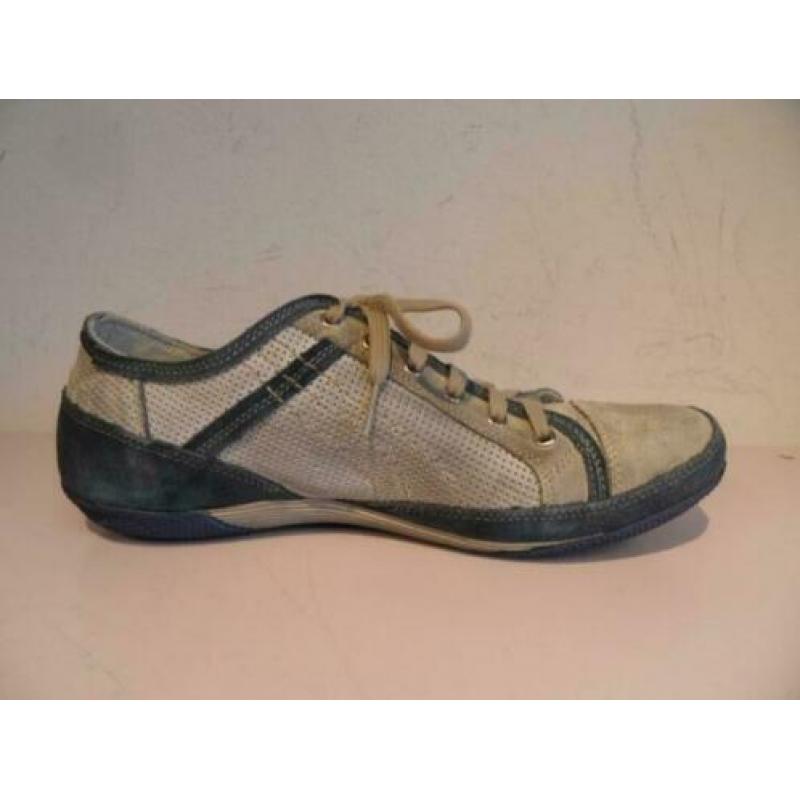 Sportieve grijze sneakers 44