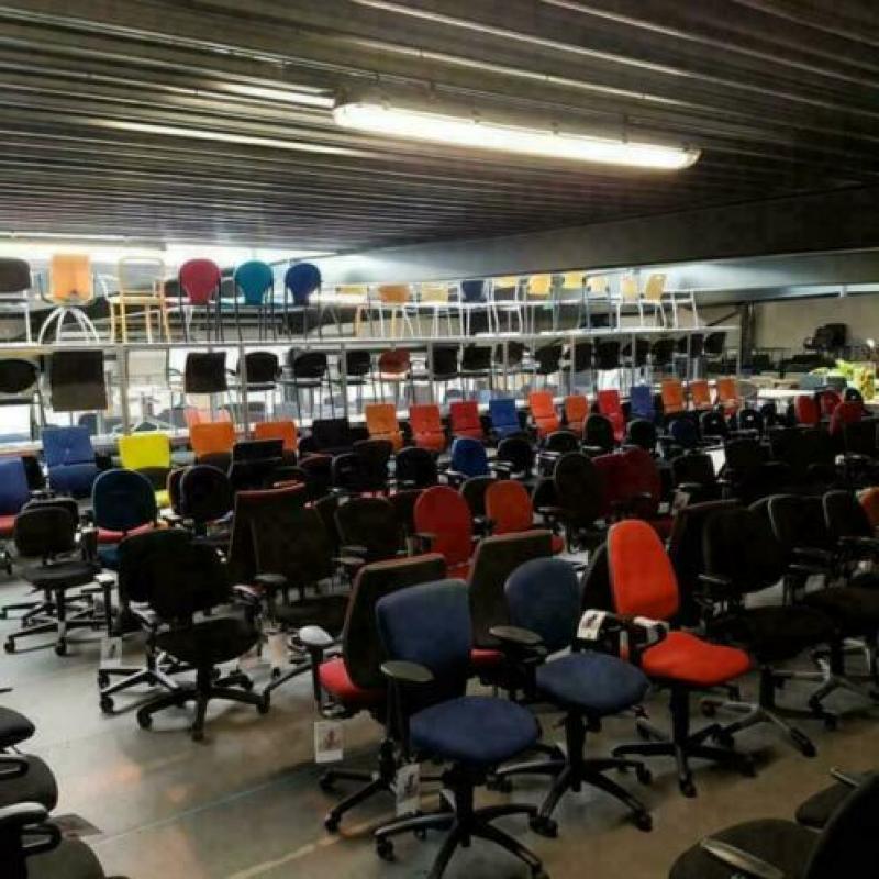 Diverse bureaustoelen merken oa Ahrend, Eromes, HAG, etc