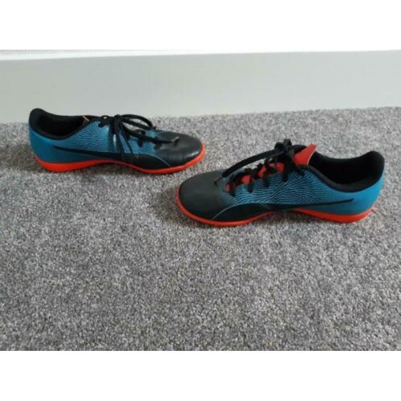 Puma maat 36