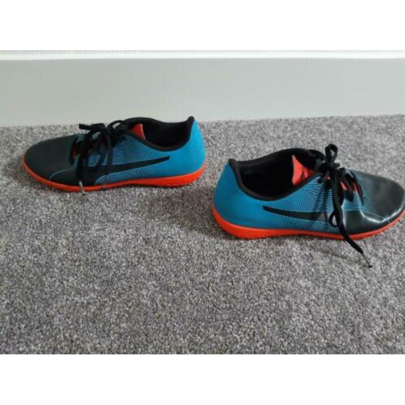 Puma maat 36