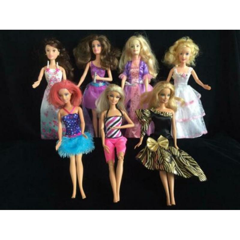 7 mooie Barbie s