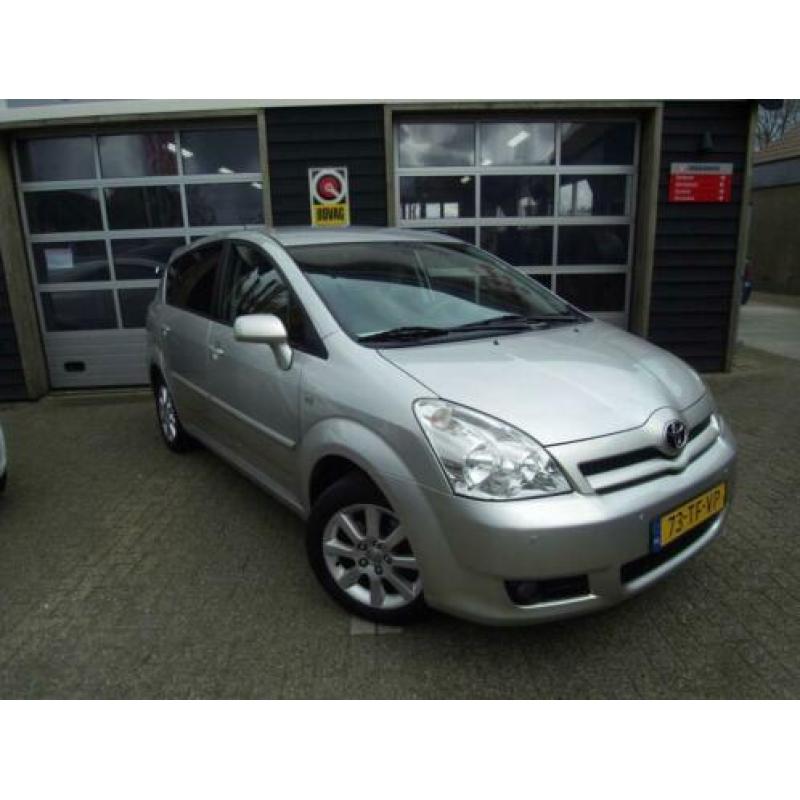 Toyota Verso 1.8 VVT-i Dynamic