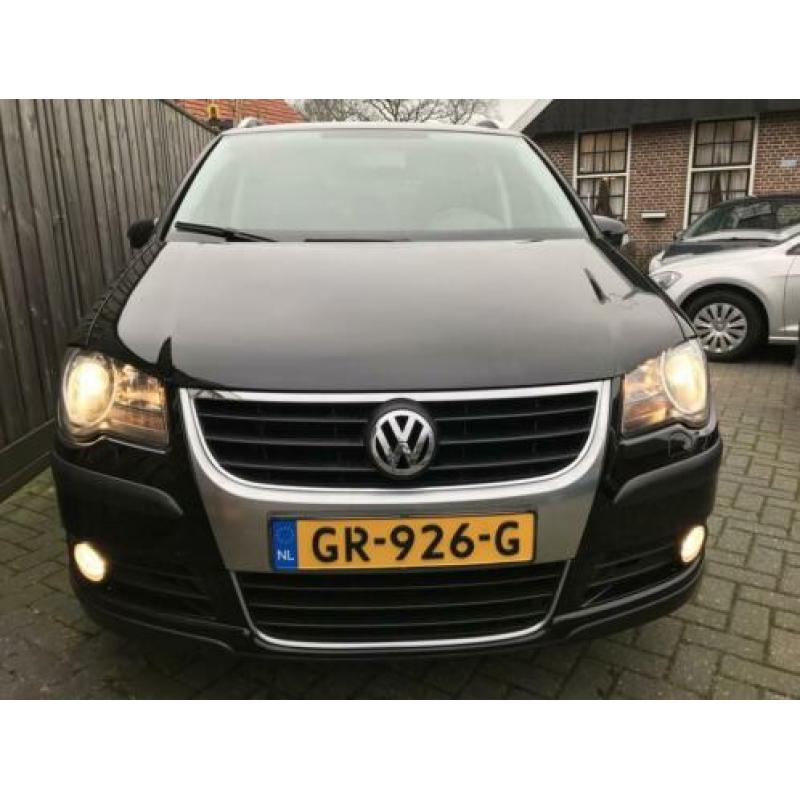 Volkswagen Touran 1.4 TSI 141 PK H6 Cross Clima, Stoelverwar