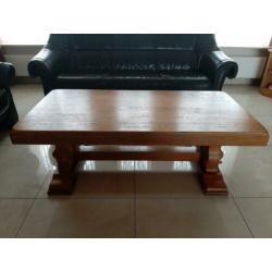 Massief eiken Salontafel, Kamertafel, 4 stoelen.