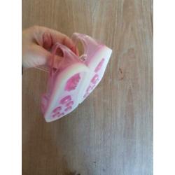 Waterschoenen roze maat 26/27 €1,5