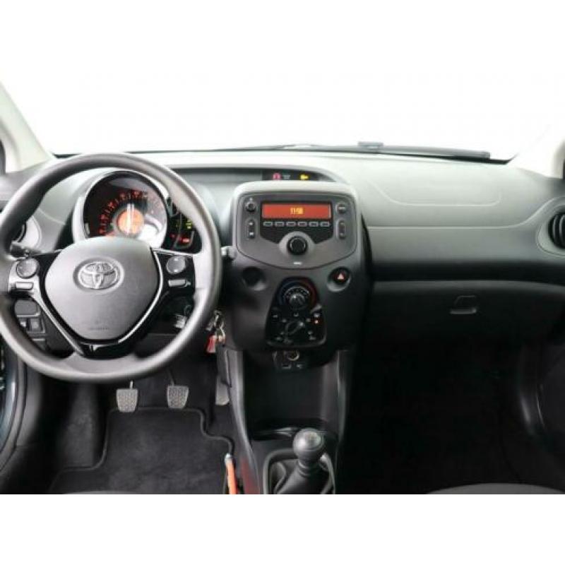 Toyota Aygo 1.0 VVT-i x-fun | Airco | Bluetooth | 5-deurs |