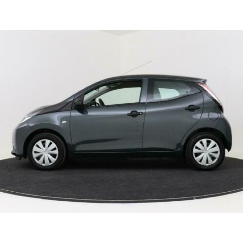 Toyota Aygo 1.0 VVT-i x-fun | Airco | Bluetooth | 5-deurs |