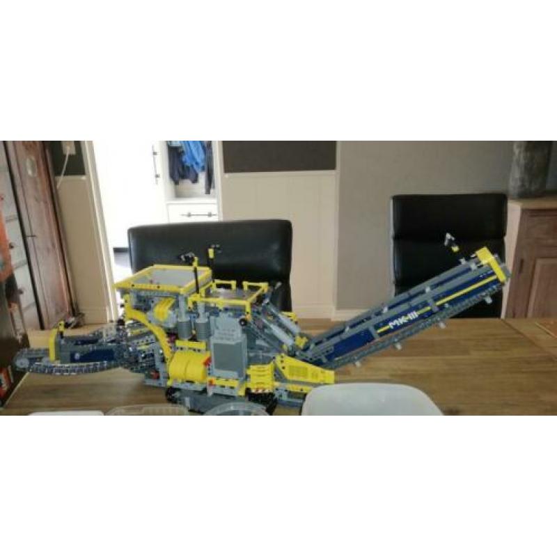 Technic lego bucket wheel