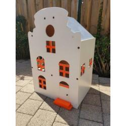 Super leuk houten poppenhuis, model grachtenpand.