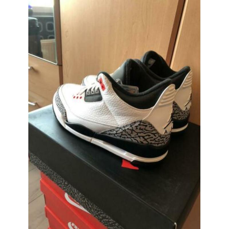 Air Jordan 3 Retro 'Infrared 23'