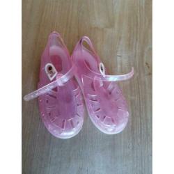 Waterschoenen roze maat 26/27 €1,5
