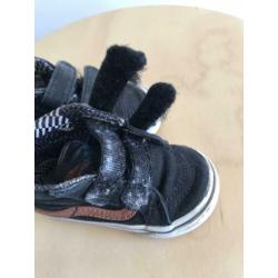 Vans 19