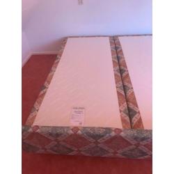 Gratis: 2x boxspring 90cm