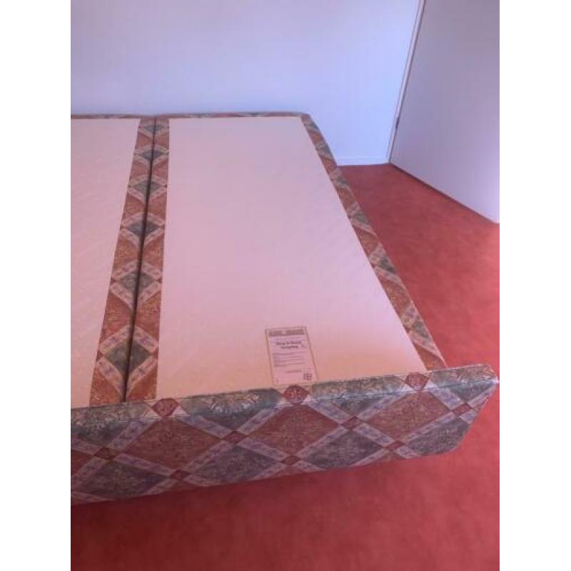 Gratis: 2x boxspring 90cm