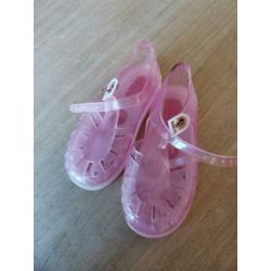 Waterschoenen roze maat 26/27 €1,5