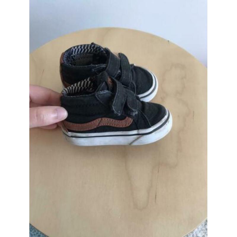 Vans 19