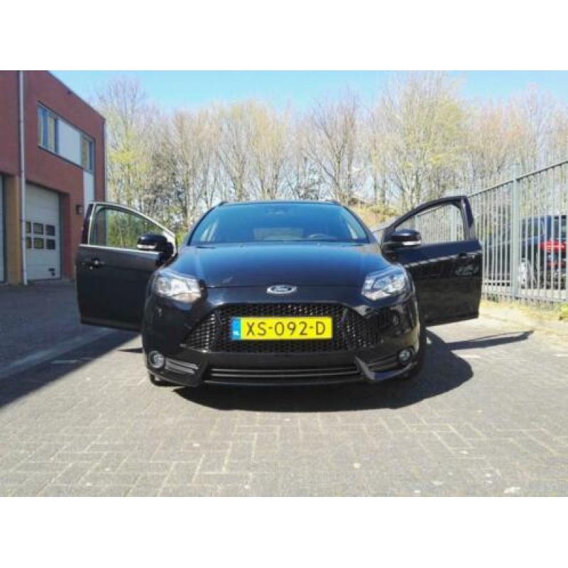 Ford Focus ST3 met 325 PK en 520 NM!!!!