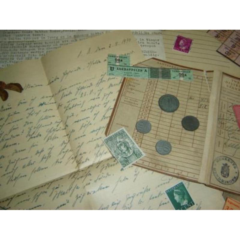 Oorlog wo2 bonnen geld munt krant foto document set 2 ww2