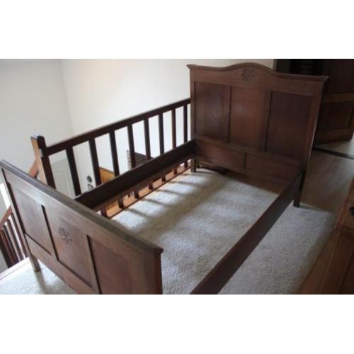 Antiek bed