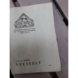 Vintage, retro studieboek Veeteelt van 1956, 215 bladzijden