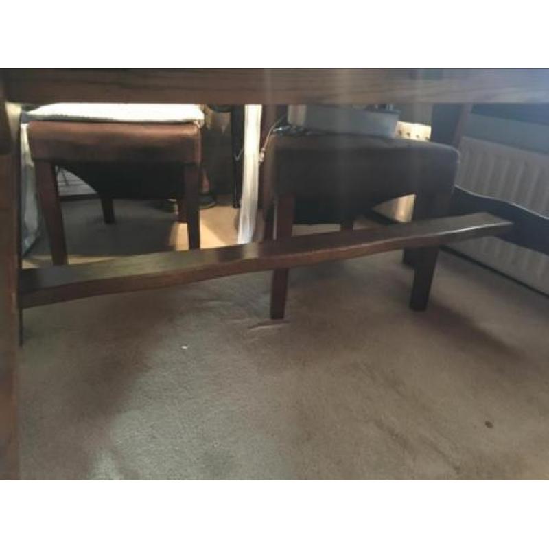 Antieke eettafel voor 4 stoelen