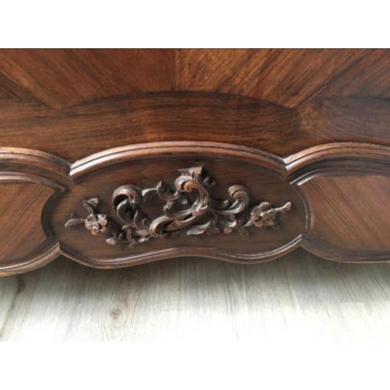 Antiek bed twijfelaar