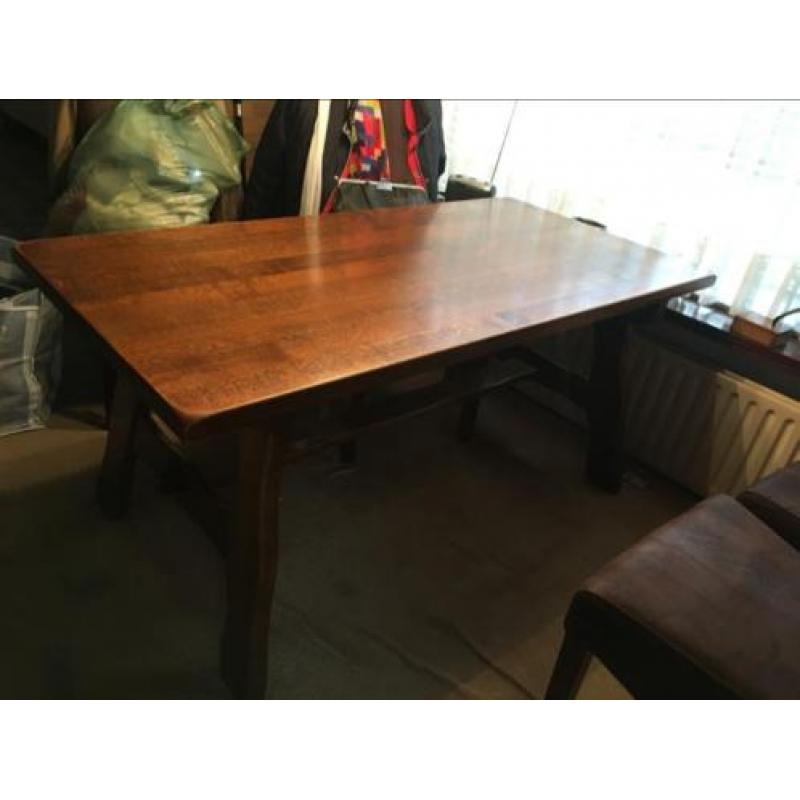 Antieke eettafel voor 4 stoelen
