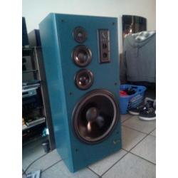 Infinity SM-152 service gehad oa. Nieuwe foam randen