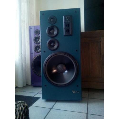 Infinity SM-152 service gehad oa. Nieuwe foam randen