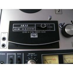 AKAI GX-4400 D deck.