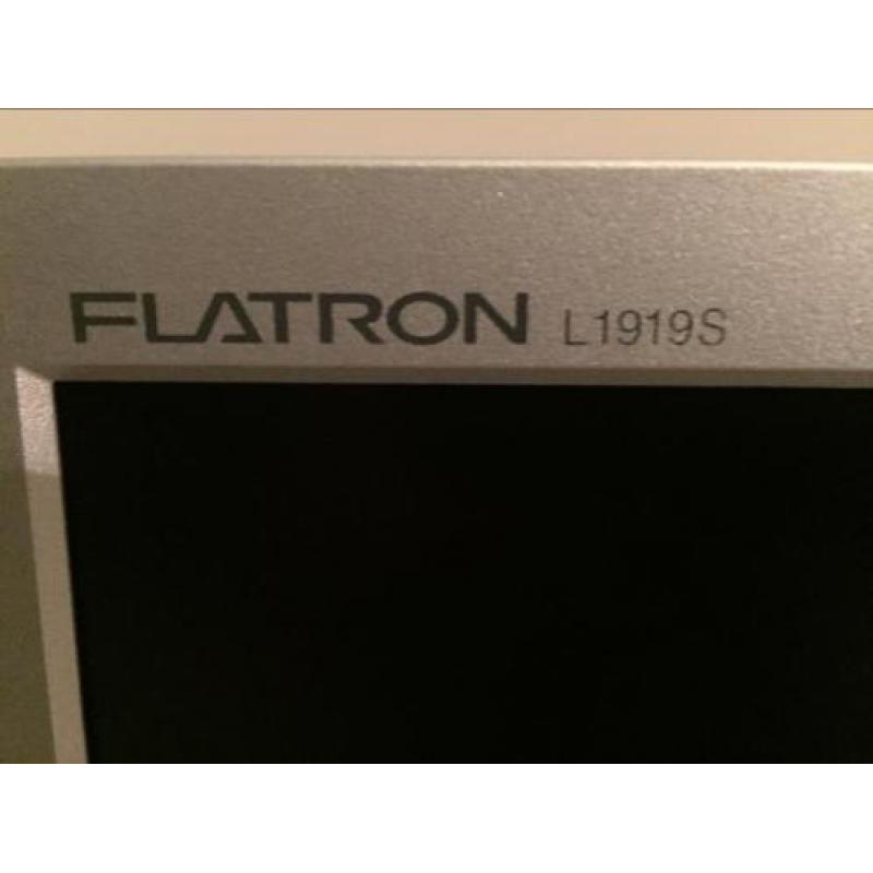 Beeldscherm LG flatron