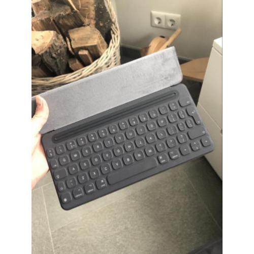 Smart keyboard apple ipad pro 9.7 inch