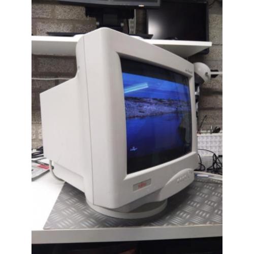 CRT Monitor, collectors item Fujitsu Siemens MPRll