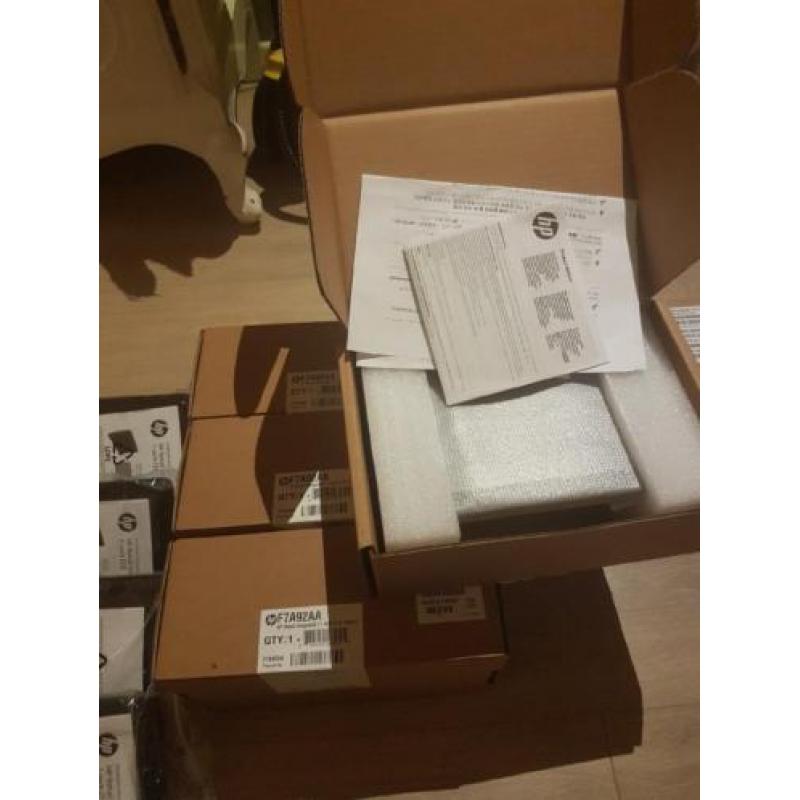 HP 7 Inch Displays (F7A92AA)