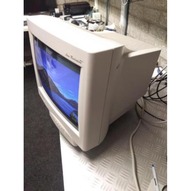 CRT Monitor, collectors item Fujitsu Siemens MPRll