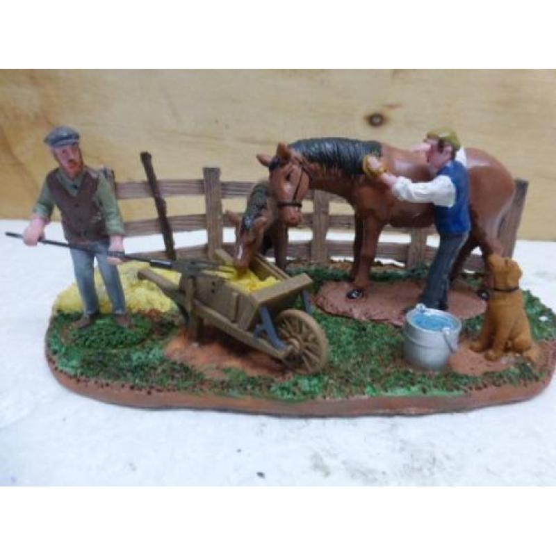 lemax Stable Chores kerstdorp tafereeltje paarden hond kerst