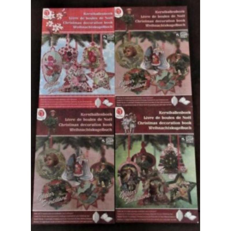 4 Kerstballen Deco time boeken voor piramide Kerstb te maken