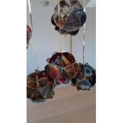 Kerstballen karton voor decoratie