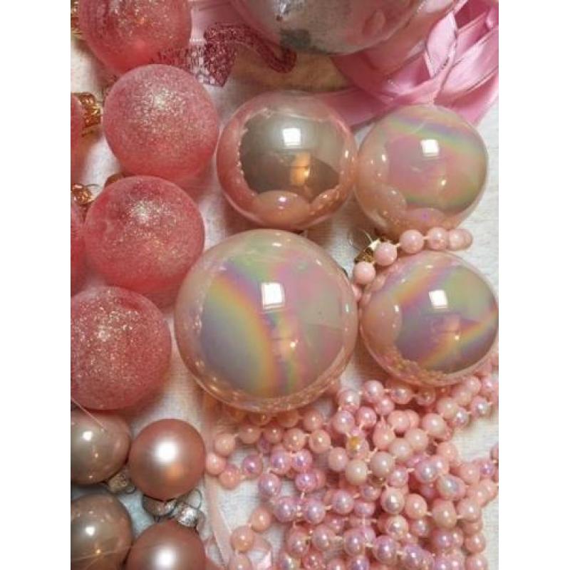 Roze Kerstballen, zuurstokroze, babyroze, parelmoer