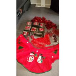 Kerstballen zilver/ rood/taupe