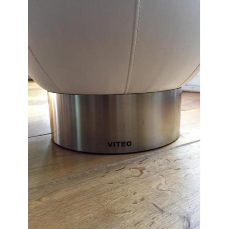 2 x Poef Q kruk van designmerk Viteo