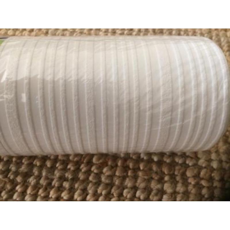 Structuurvlies behang 12 rollen van 10 meter lang. Nieuw