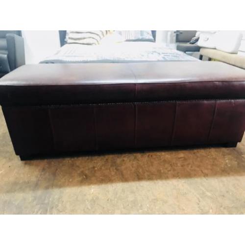 Schapenleer grote poef origineel schapenleder €999