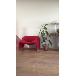 Artifort Groovy fauteuil (M Chair) by Pierre Paulin rood