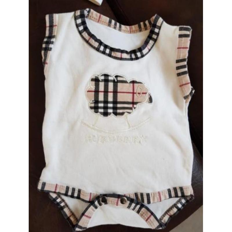 Burberry cadeauset, maat 50/56
