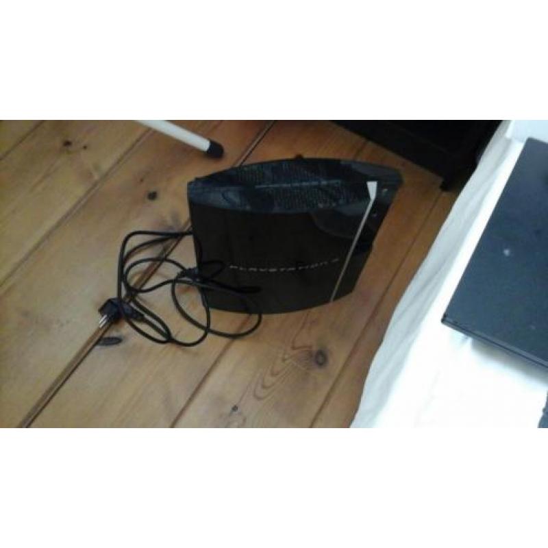 Playstation 3, 2 controllers spellen drumstel en gitaar