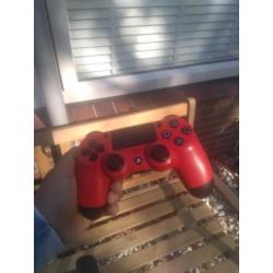 Ps4 controller in heel en een stuk