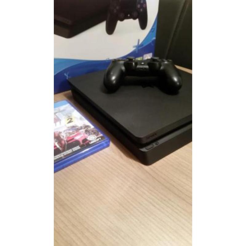 PS4 Slim met The Crew 2 & Fortnite + Garantie