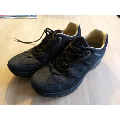 LOWA STRATO WANDELSCHOEN( MAAT 46)schoenmaat 44
