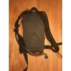 Camelbak 1 liter in Camelbak tas